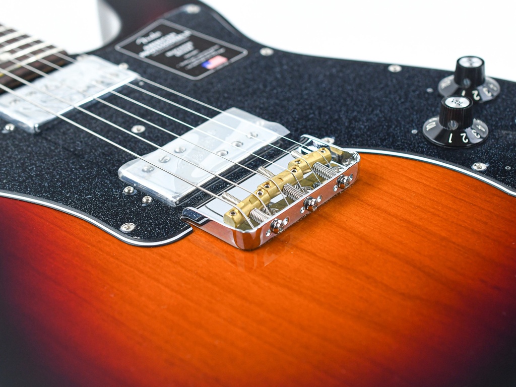 Fender American Pro II Telecaster Deluxe 3 Color Sunburst The